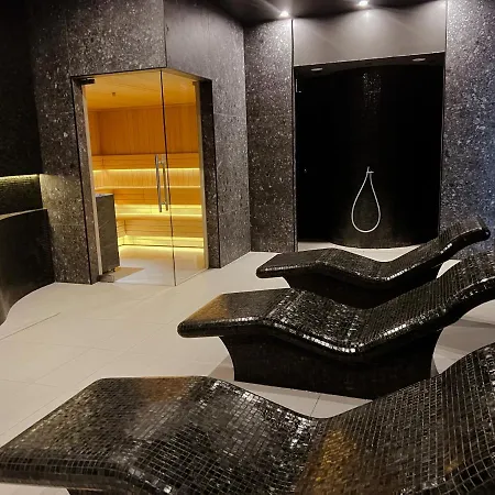 Polanki Aqua A408 公寓 *